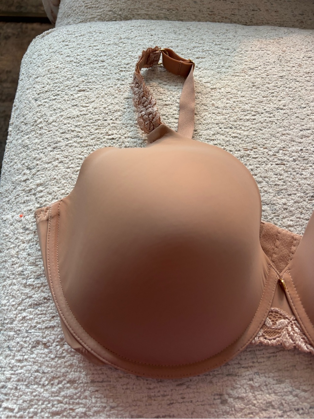 Natori Smooth Molded Nude Bra with Lace Straps 36DDD - Picture 3 of 6